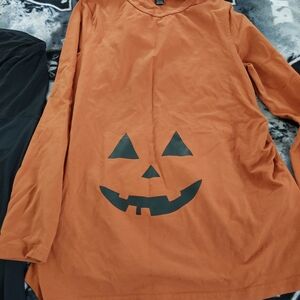 SHEIN Orange Long Sleeve Tee with Jack-o'-Lantern Design
